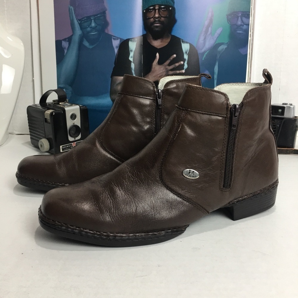 Peallo Brown Leather Ankle Boots– Men’s Size 10 Versatile EverydaySide Zip Boots